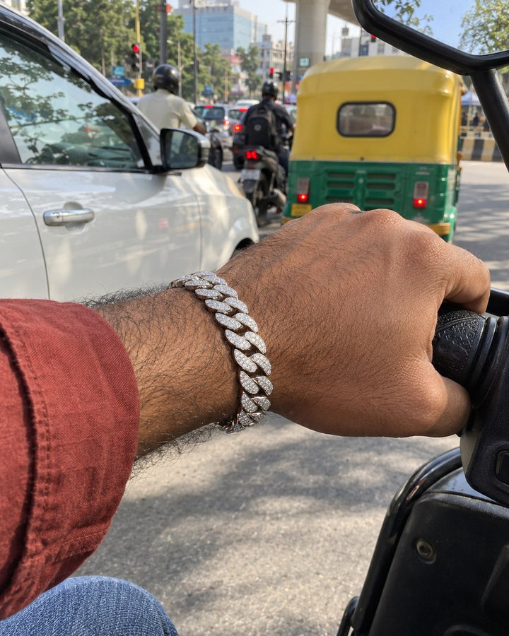 Caught in action: Cuban bracelets